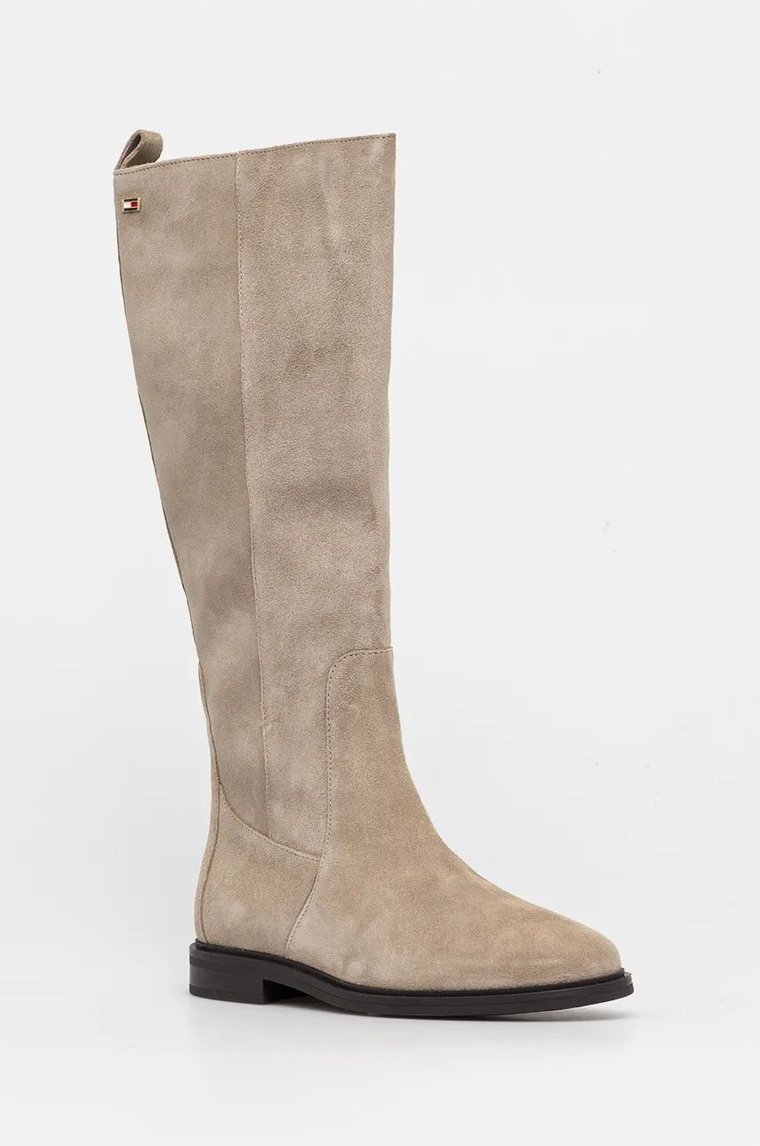 Tommy Hilfiger kozaki zamszowe FLAG SUEDE LONG BOOT ZIP damskie kolor beżowy na płaskim obcasie FW0FW08178