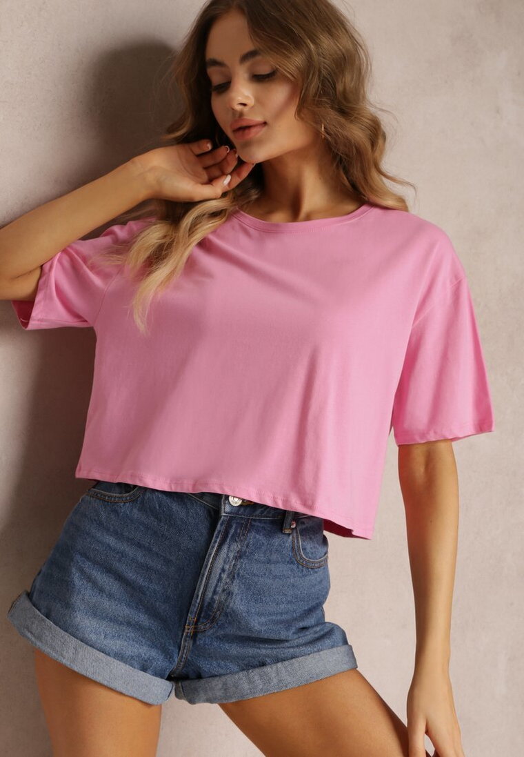 Różowy T-shirt o Fasonie Cropped Oversize Brighta