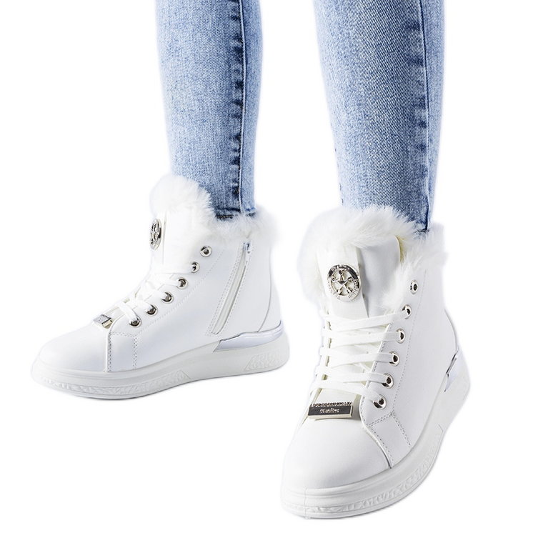 Białe sneakersy z białym futerkiem Lubriano