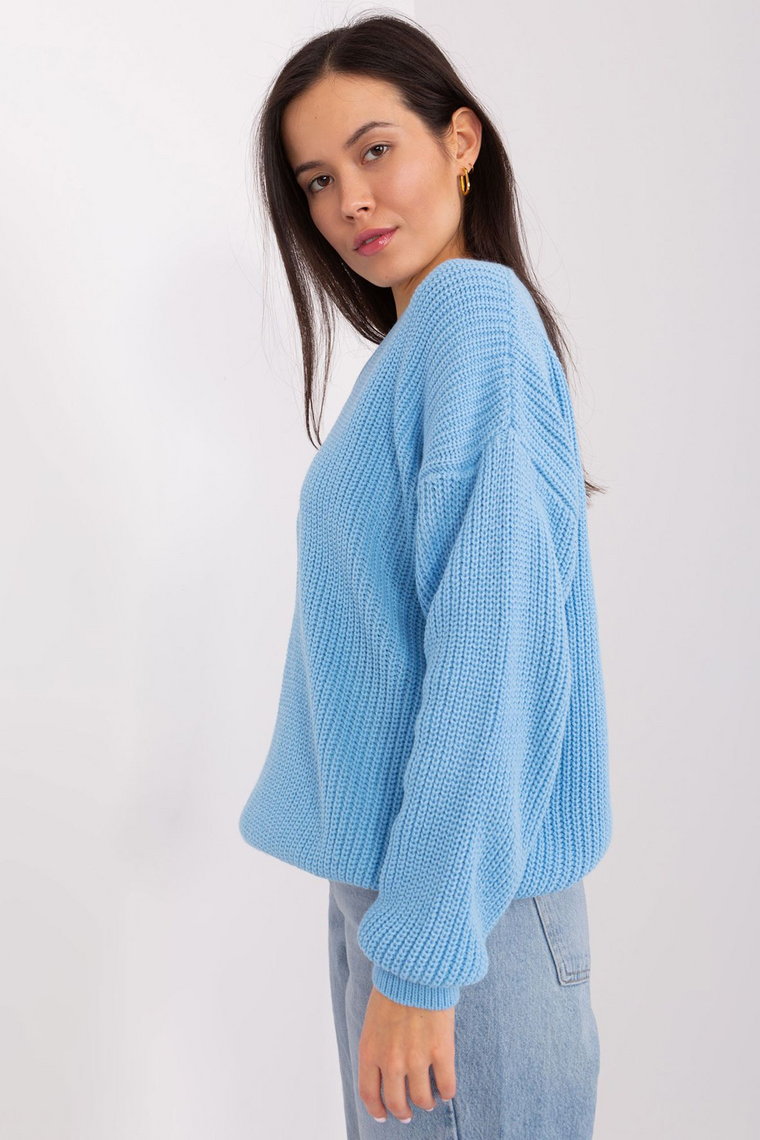 Damski sweter oversize z wełną jasny niebieski