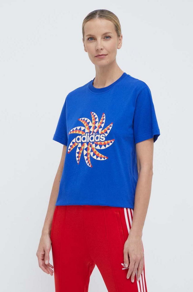 adidas t-shirt bawełniany Farm Rio damski kolor niebieski IQ4485