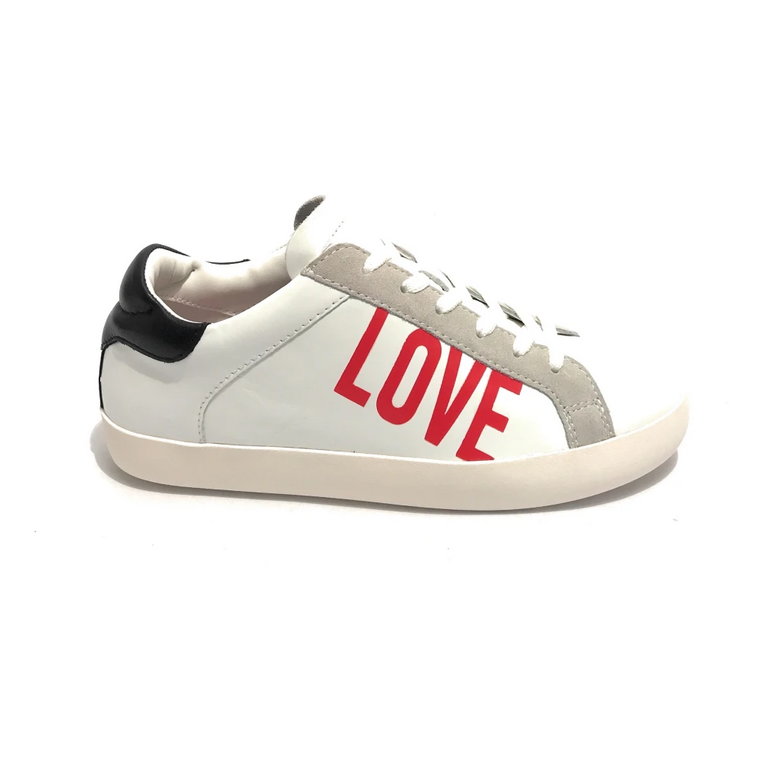 Love Skórzane Sneakersy w Białym/Czarnym Moschino