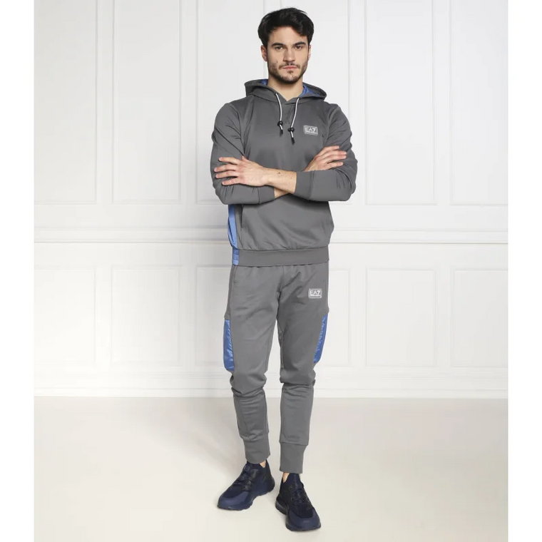 EA7 Dres | Regular Fit