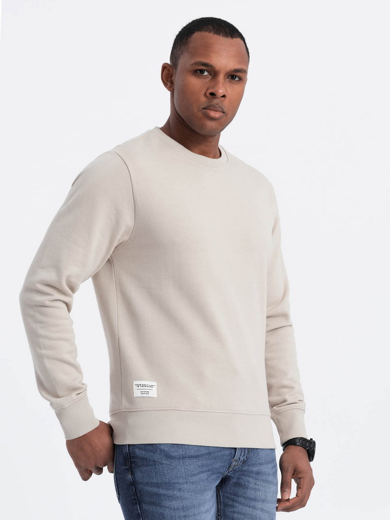 Męska bluza dresowa BASIC z okrągłym dekoltem - jasnobeżowa V1 OM-SSBN-0175
