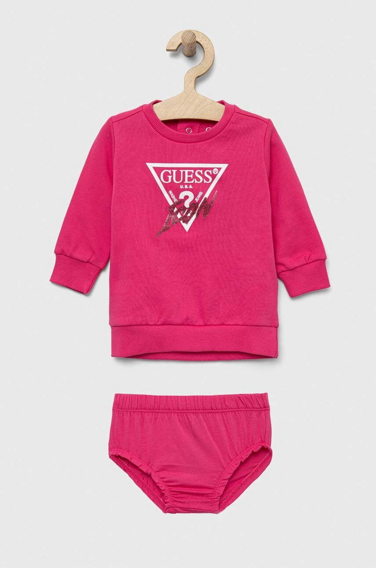 Guess sukienka bawełniana niemowlęca kolor różowy mini prosta