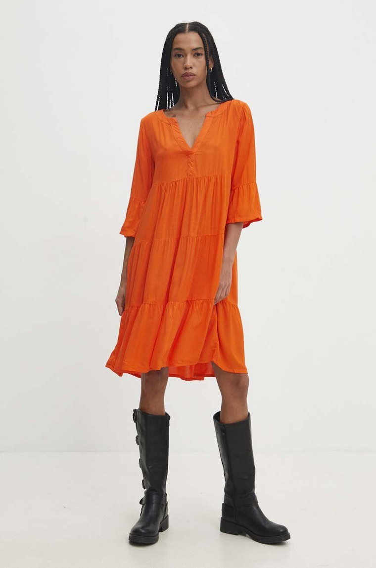 Answear Lab sukienka kolor pomarańczowy mini prosta