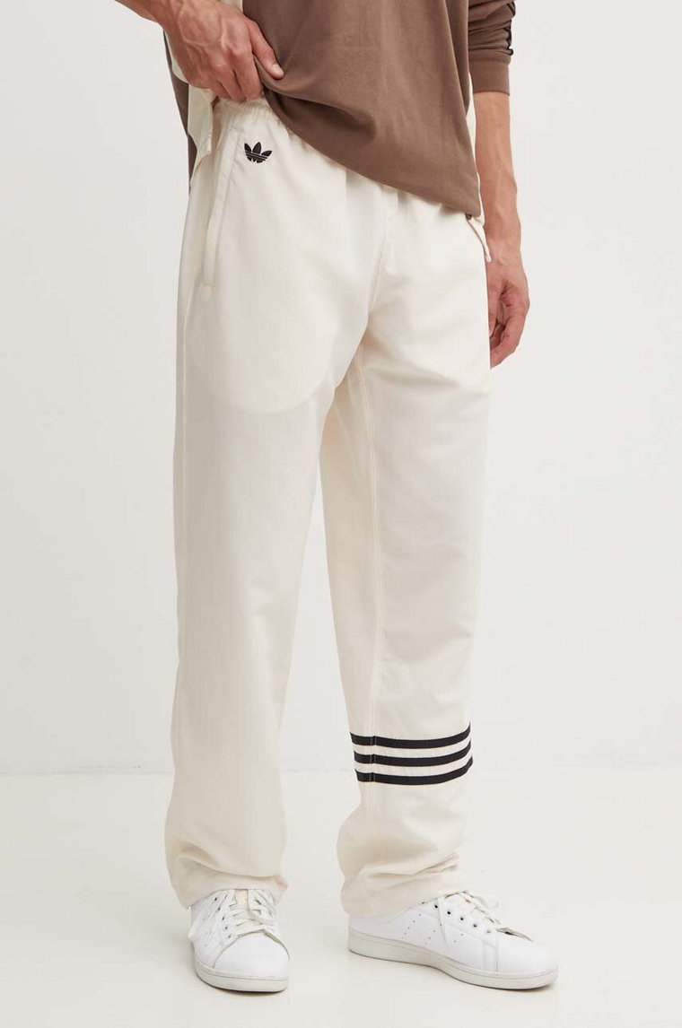 adidas Originals spodnie dresowe kolor beżowy z aplikacją JF9158