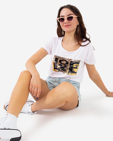 Biały damski t-shirt z napisem i cekinami  - Odzież