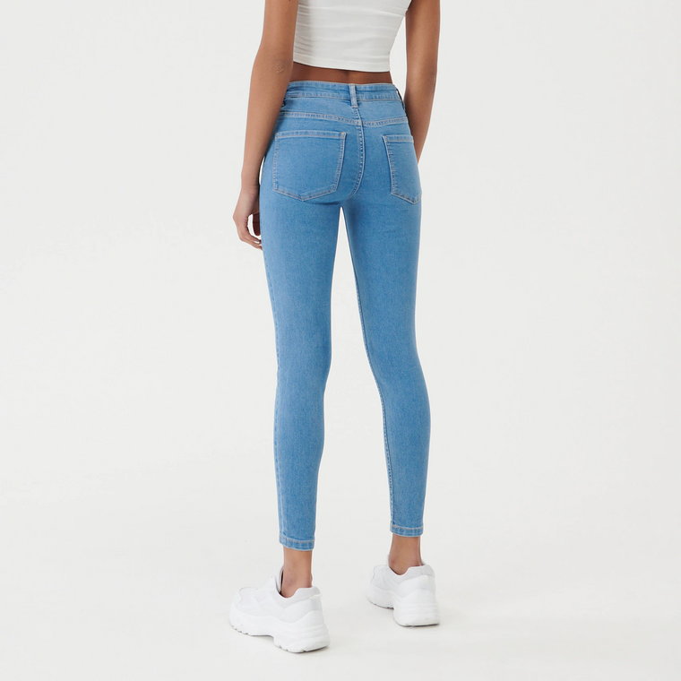 Sinsay - Jeansy skinny mid waist - Niebieski