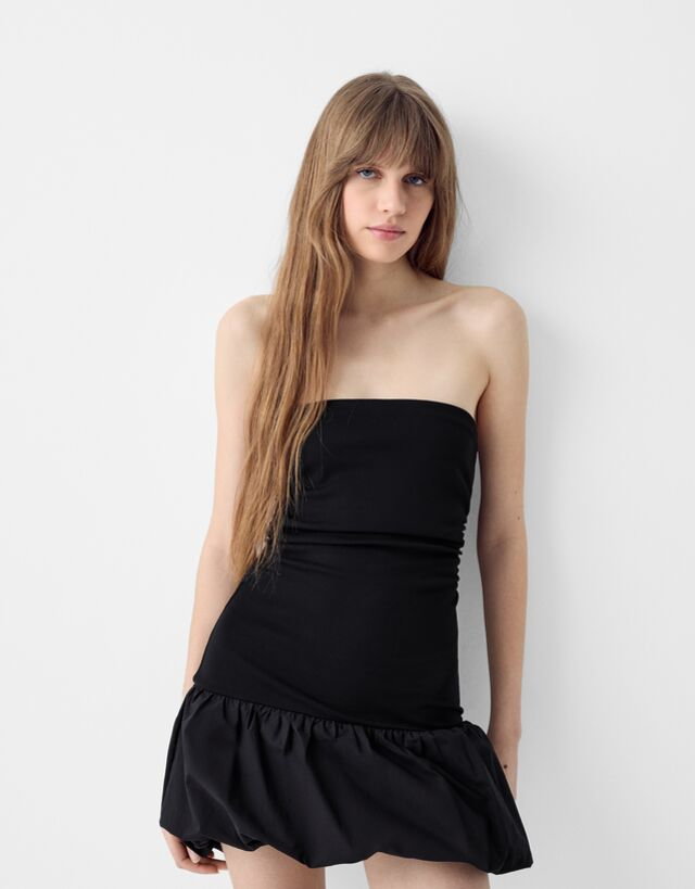 Bershka Bufiasta Sukienka Mini Z Dekoltem Odsłaniającym Ramiona Kobieta Xs Czarny