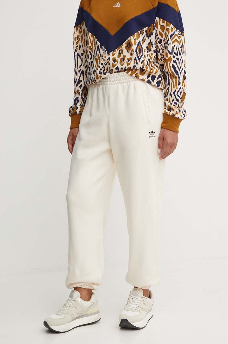 adidas Originals spodnie dresowe kolor beżowy gładkie IY9635