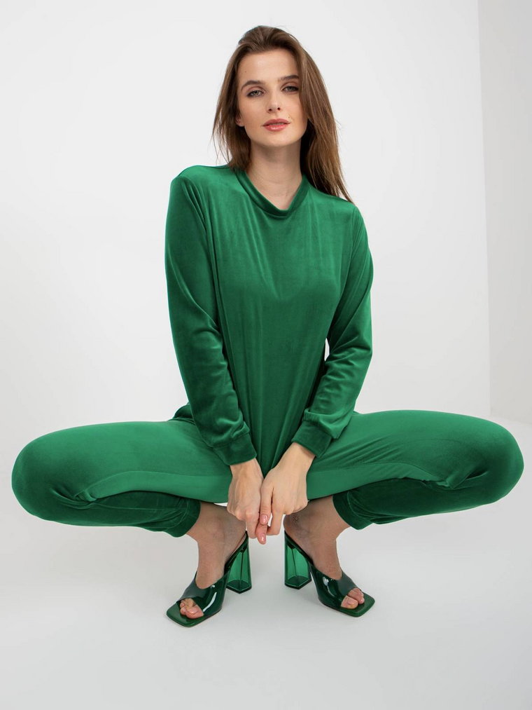 Komplet welurowy zielony casual bluza i spodnie dekolt okrągły nogawka ze ściągaczem długość długa