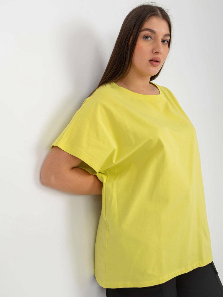 Bluzka plus size limonkowy casual dekolt okrągły rękaw krótki