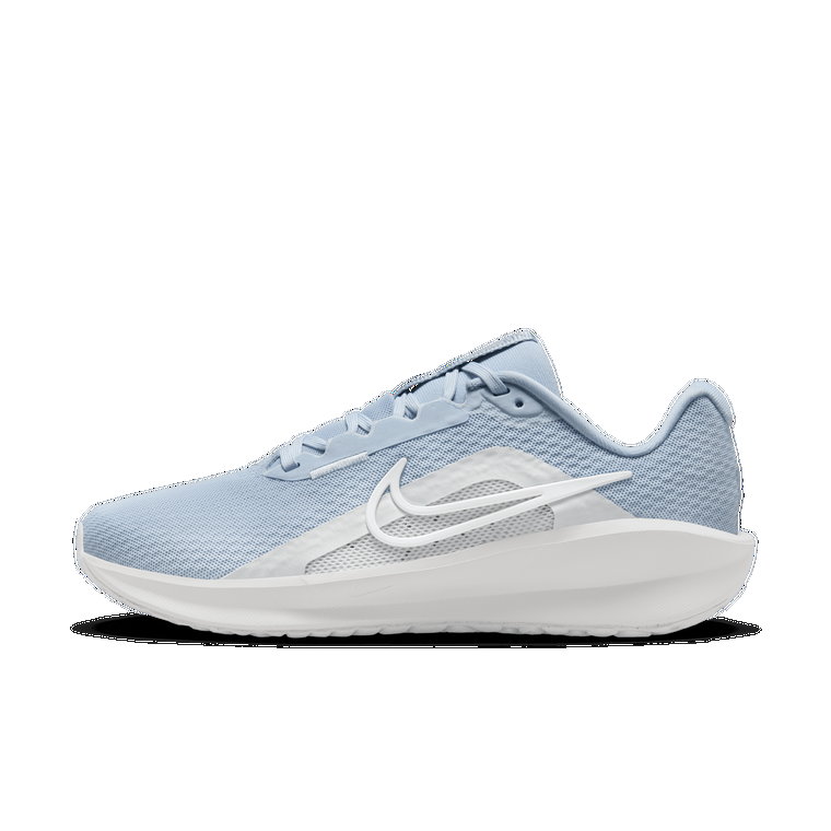 Damskie buty do biegania po asfalcie Nike Downshifter 13 - Biel