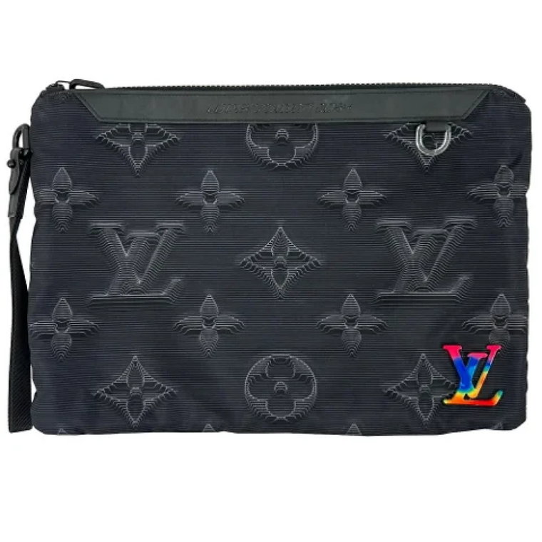 Pre-owned Nylon louis-vuitton-bags Louis Vuitton Vintage