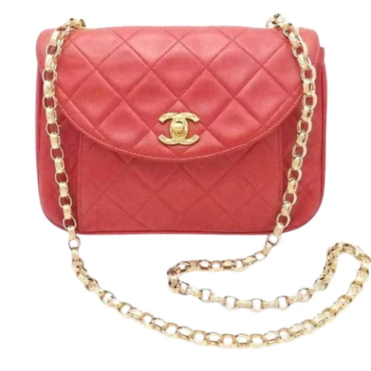 Pre-owned Leather shoppers Chanel Vintage