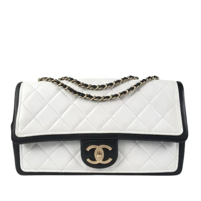 Pre-owned Leather shoulder-bags Chanel Vintage