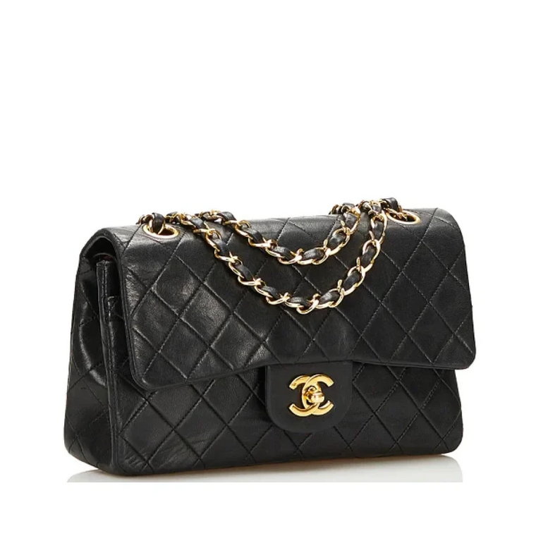 Używana czarna skórzana torebka Chanel Flap Chanel Vintage