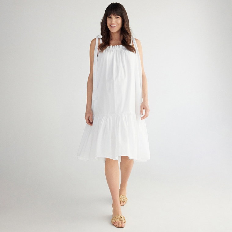 Reserved - Bawełniana sukienka z falbaną - złamana biel