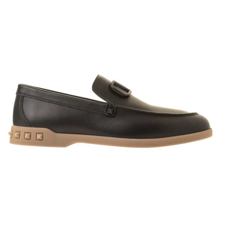 Uniwersalne i stylowe slip-on`y Valentino Garavani