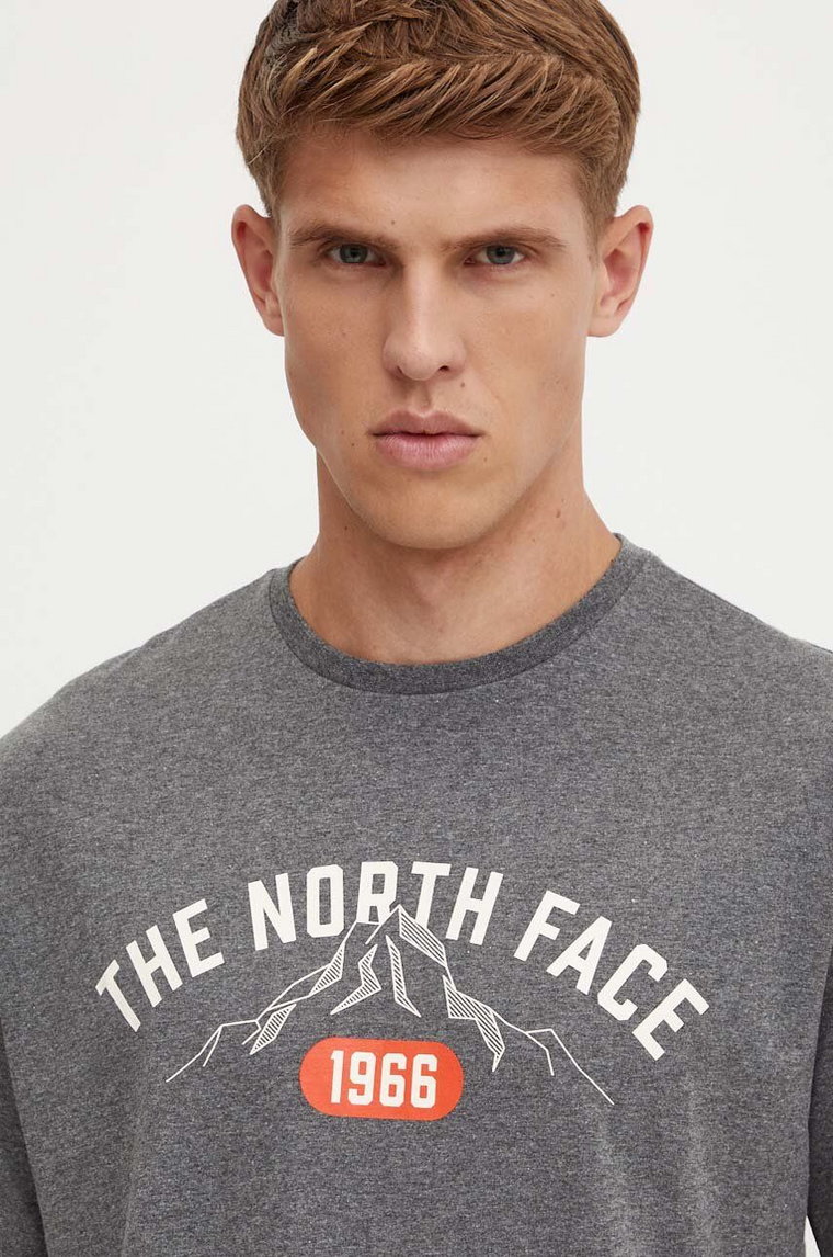 The North Face t-shirt Tee Varsity Graphic męski kolor szary z nadrukiem NF0A89DGDYY1