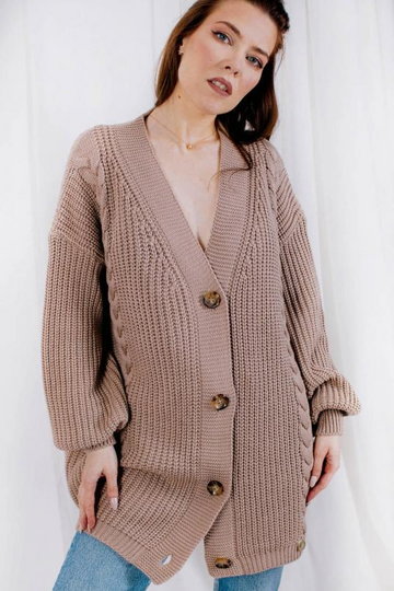 Swetry oversize , kolekcja damska Wiosna 2022 | LaModa
