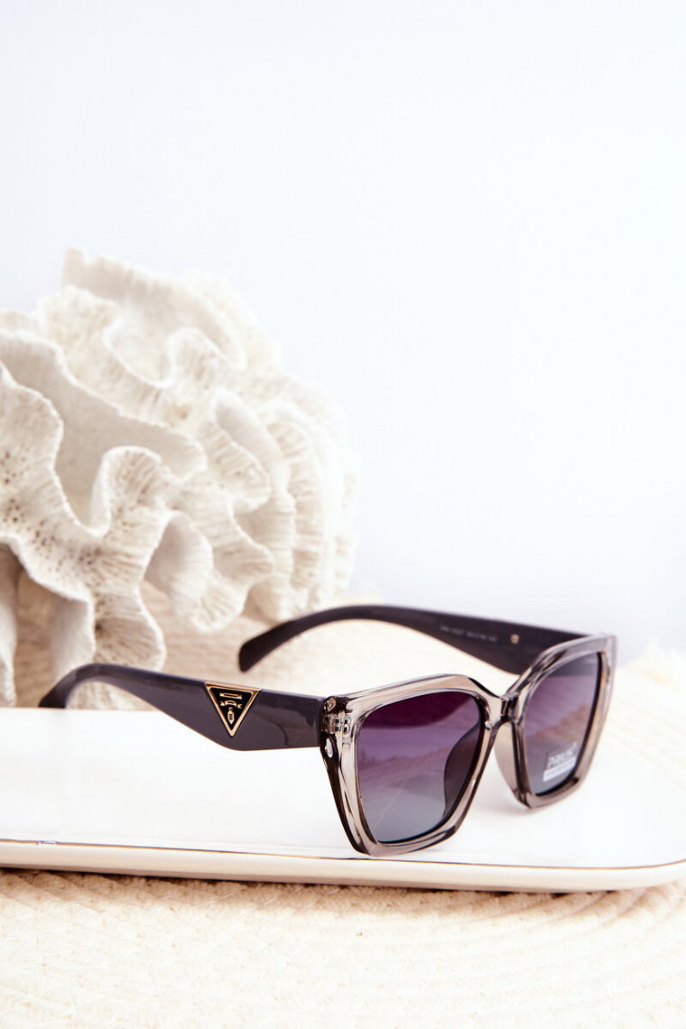 Damskie Klasyczne Okulary Przeciwsłoneczne Ze Złotymi Detalami UV400 Szare