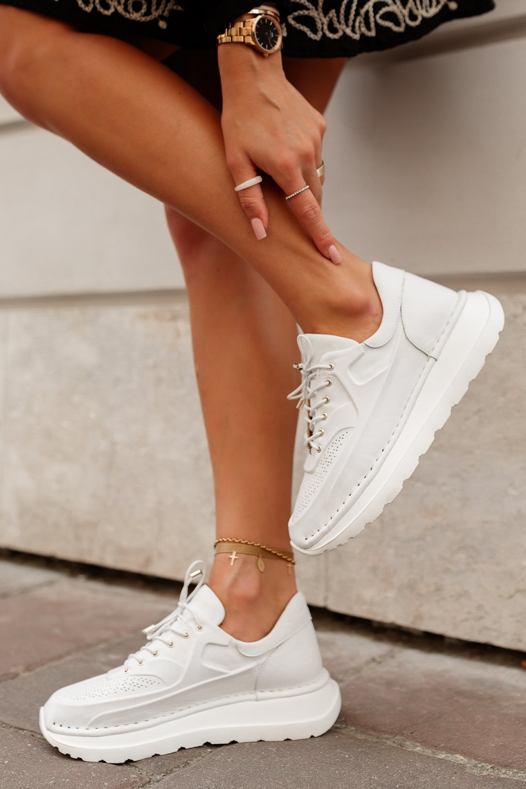 Białe sneakersy Amalia