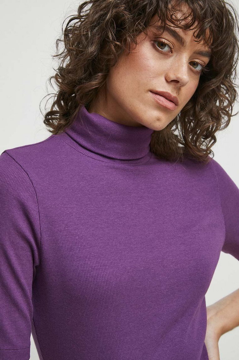 Medicine t-shirt damski kolor fioletowy z golfem