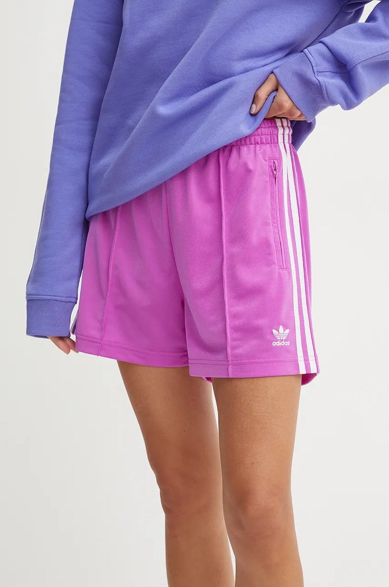 adidas Originals szorty Firebird damskie kolor fioletowy z aplikacją high waist IY7208