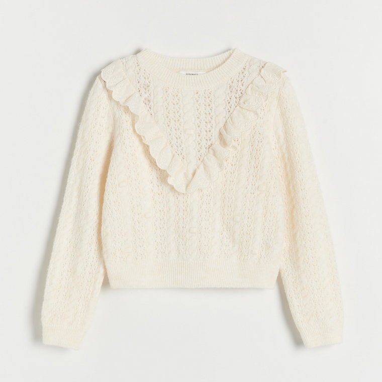 Reserved - Dzianinowy sweter z falbaną - złamana biel