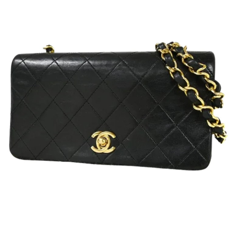 Pre-owned Leather handbags Chanel Vintage