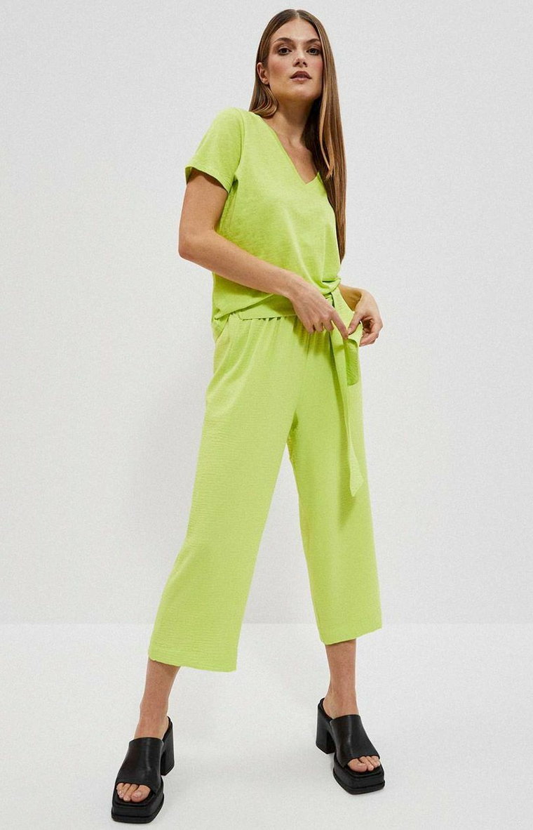Luźne spodnie z nogawką 7/8 w kolorze limonkowej zieleni 4022, Kolor zielony, Rozmiar XS, Moodo