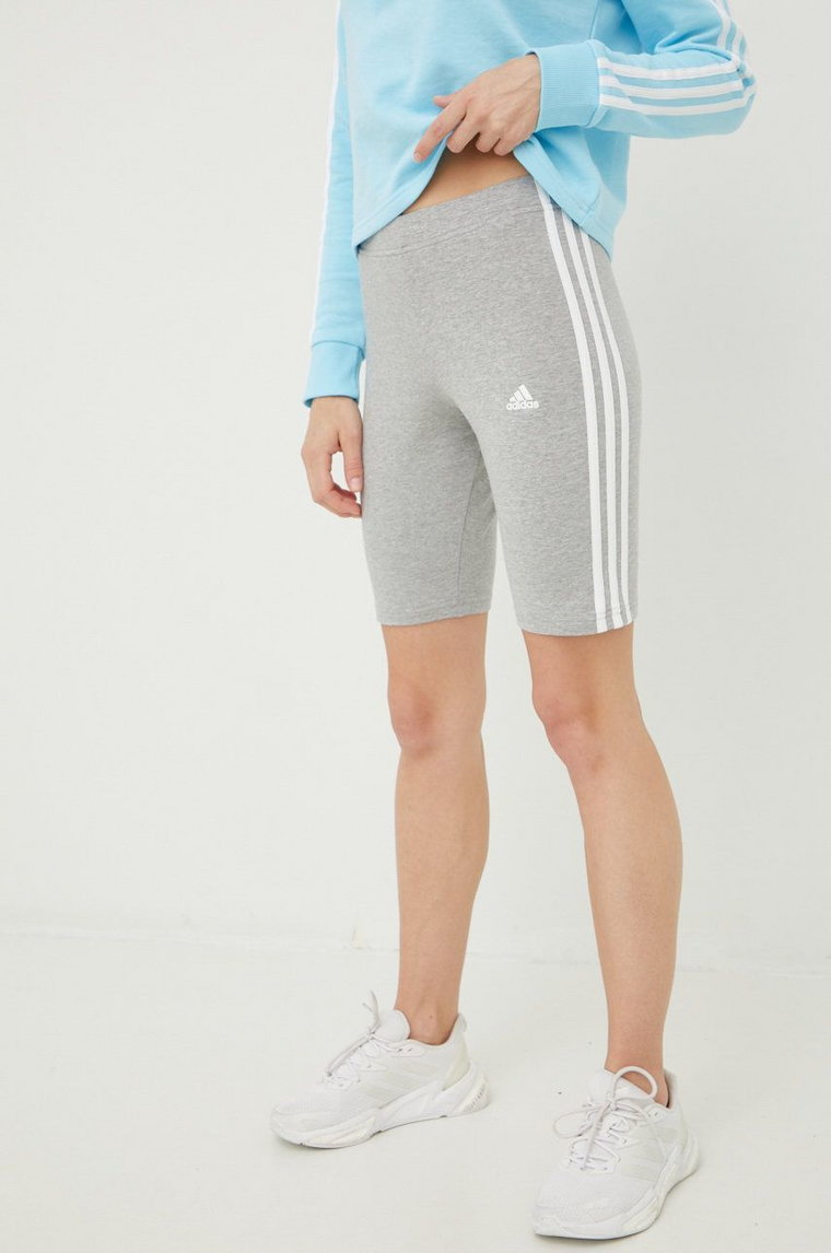 adidas szorty damskie kolor szary z aplikacją medium waist  HF5956