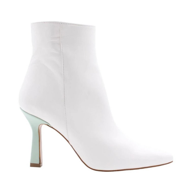 Heeled Boots March23