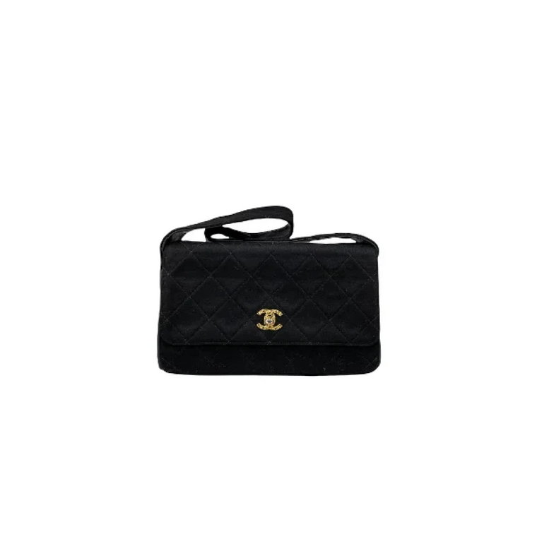Czarna skórzana vintage torebka na ramię z pozłacanymi elementami Chanel Vintage