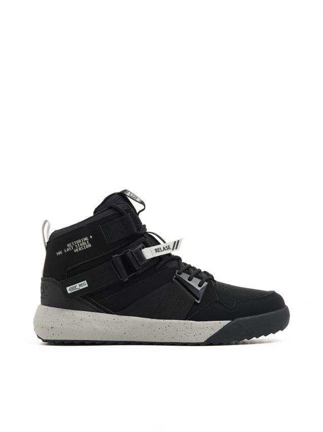 Cropp - Czarne sneakersy za kostkę - czarny