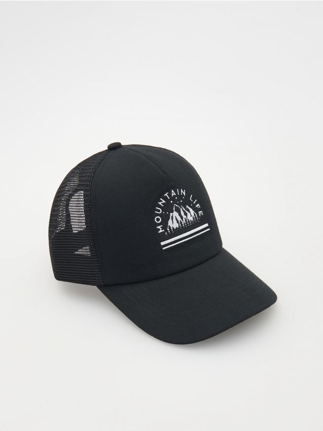 Reserved - Czapka trucker z naszywką - czarny