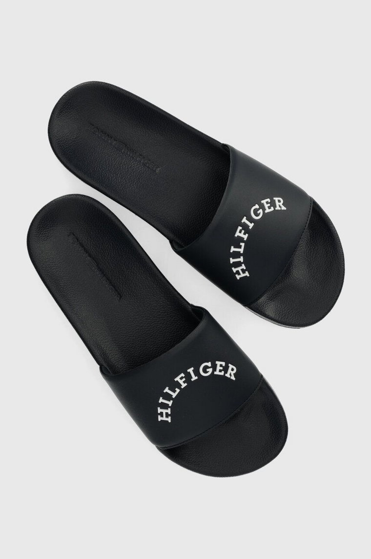 Tommy Hilfiger klapki CURVE HILFIGER MTYPE POOL SLIDE męskie kolor granatowy FM0FM04912