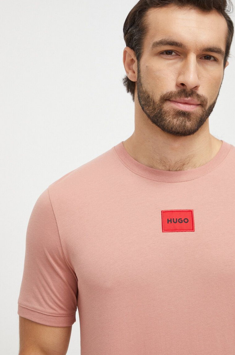 HUGO t-shirt bawełniany kolor różowy z aplikacją