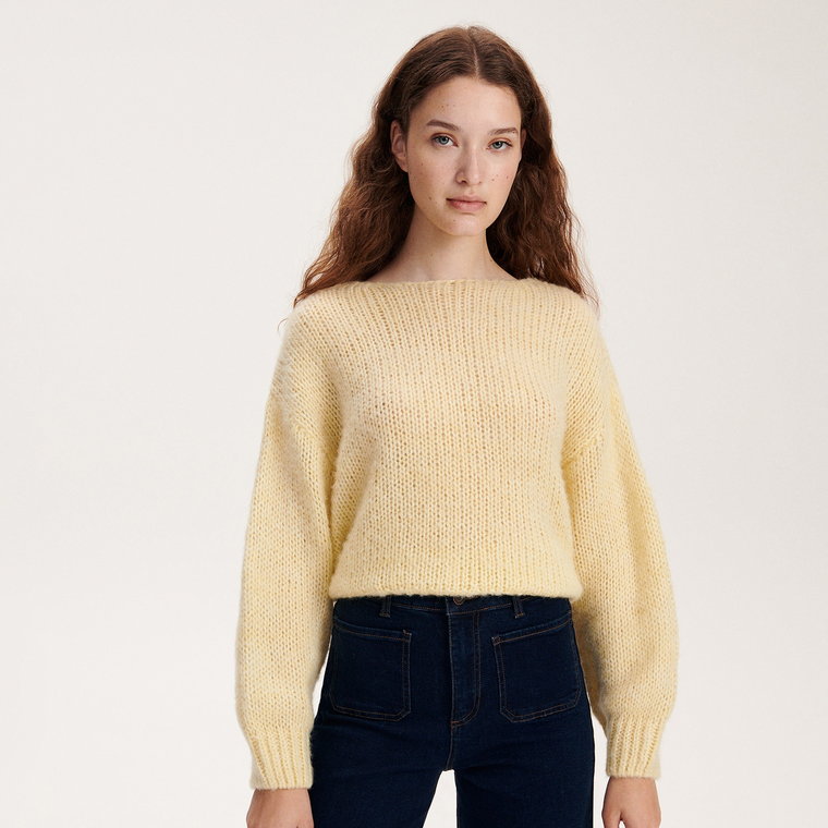 Reserved - Sweter z domieszką wełny - jasnożółty