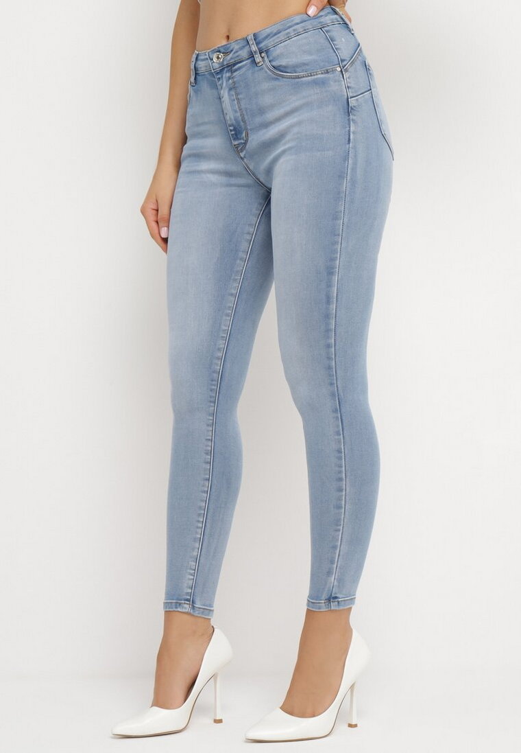 Jasnoniebieskie Jeansy Skinny z Efektem Push-Up z Kieszeniami Gevona