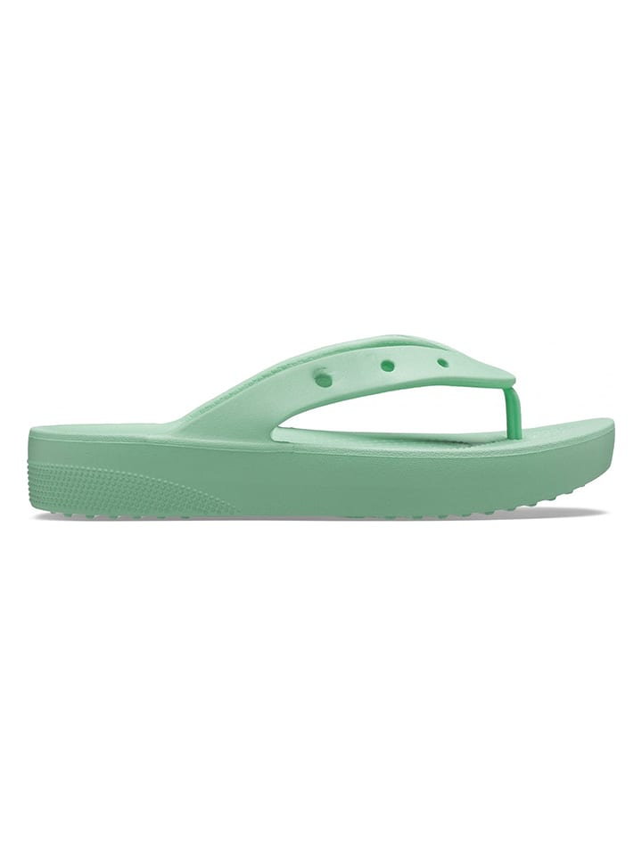 Crocs Japonki "Classic Platform" w kolorze zielonym