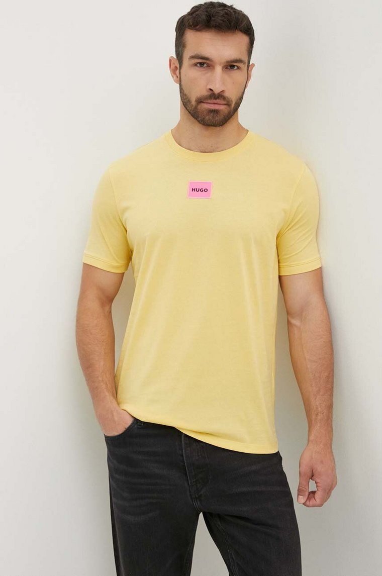 HUGO t-shirt bawełniany męski kolor żółty z aplikacją 50447978