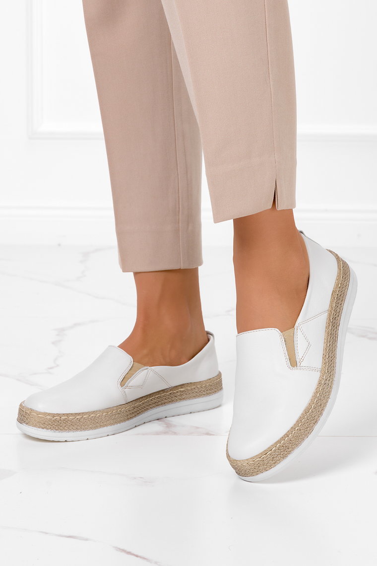 Popielate półbuty espadryle slip on POLSKA SKÓRA Casu 0644