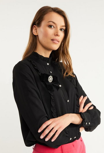 Elegancka bluzka damska z biżuteryjną aplikacją