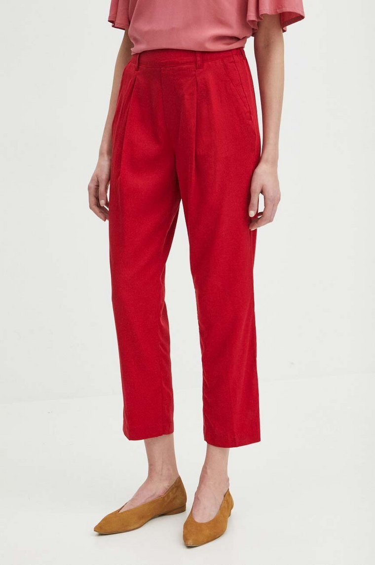 Medicine spodnie damskie kolor czerwony fason chinos high waist