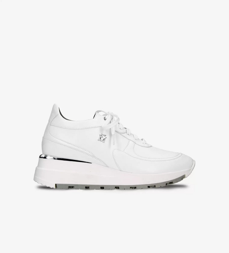 Białe sneakersy damskie : Rozmiar - 36