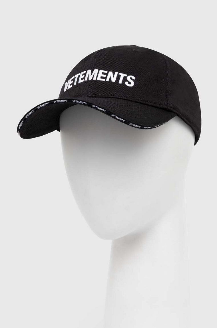 VETEMENTS czapka z daszkiem bawełniana Iconic Logo Cap kolor czarny z aplikacją UE64CA100B