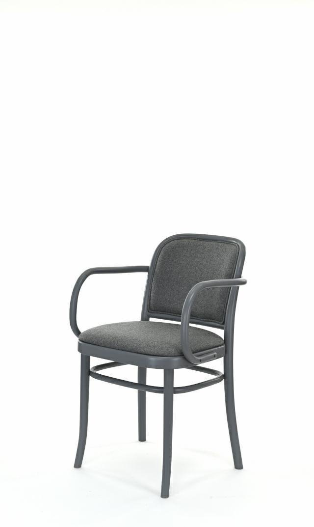 Krzesło z podłokietnikami Fameg B-811 CATD standard